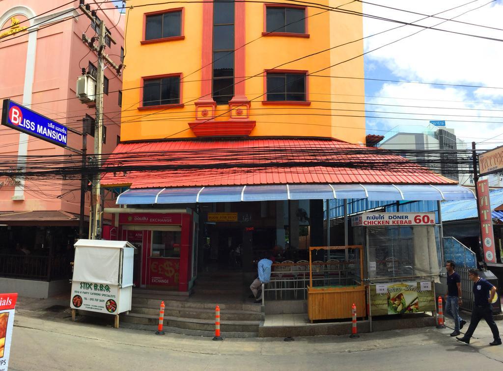 Bliss Mansion Hotel Pattaya Bagian luar foto